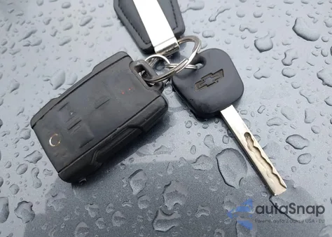 2018 Chevrolet Silverado 1500 2Lt from USA, damaged, VIN 1GCVKREC2JZ211849